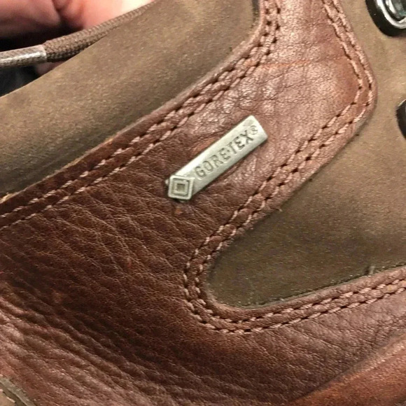 Clarks Ash Gortex Boots Men 9.5M Leather Waterproof Hiking Mid EUC‎ Brown - Picture 8 of 10